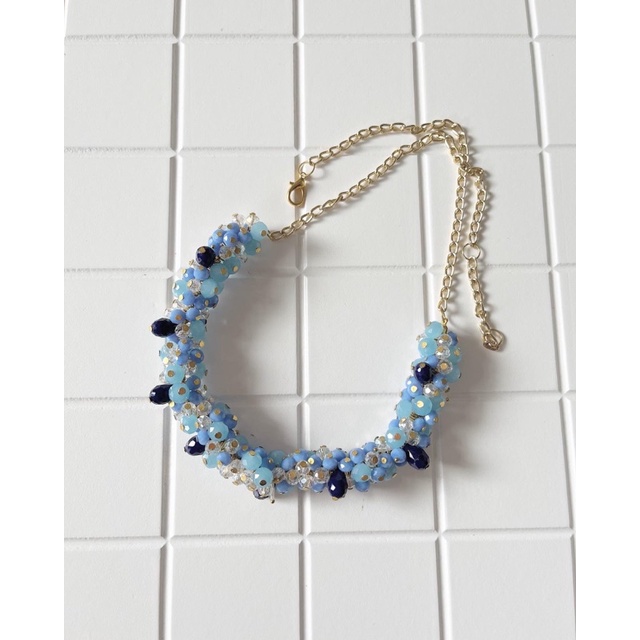 Kalung kristal / kalung manik