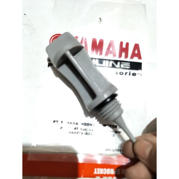 tutup oli atas Mio sporty Mio karbu fino karbu tutup oli Mio sporty Mio smile