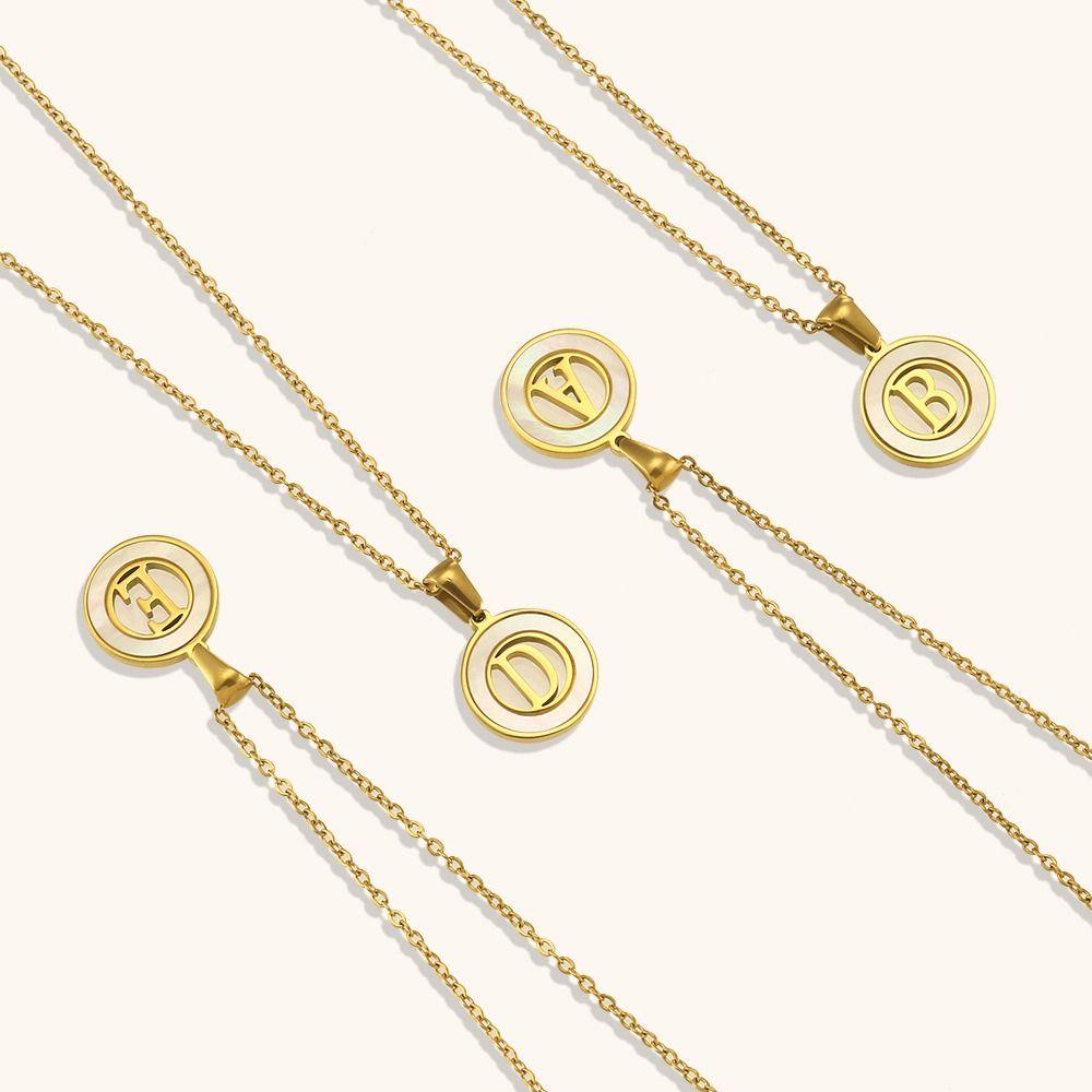 Mxbeauty Wanita Shell Kalung Trendi Pesona Unik 26huruf Liontin Hollow Stainless Steel Desain Niche Rantai Sweater Bulat Kecil