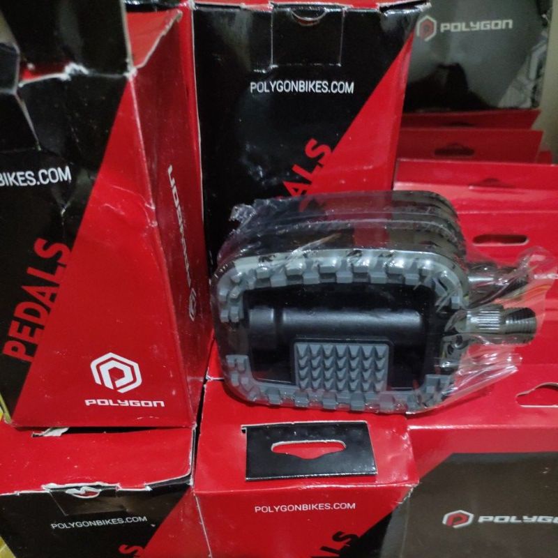 Pedal sepeda Polygon Sierra