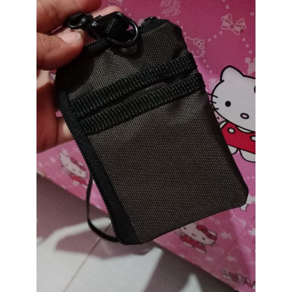 

Tempat ID CARD
