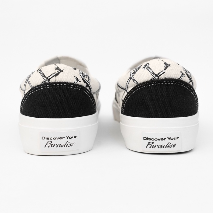 Sepatu Noosa Liberta Slip on Nails White/Black