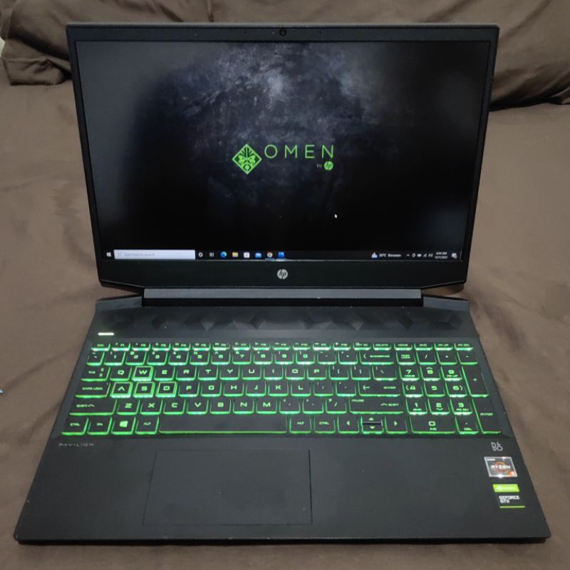 HP PAVILION GAMING 15 - AMD RYZEN 5 3550H With Radeon Vega Mobile Gfx (4Core 8Thread up to 3.7Ghz, s