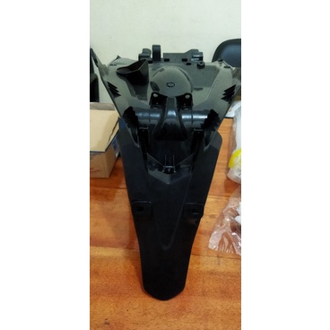 SPAKBOR BELAKANG VARIO 150