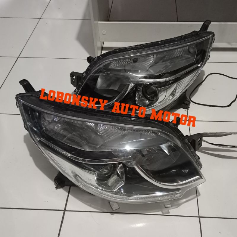 Headlamp lampu depan rush terios 2015 2016 2017