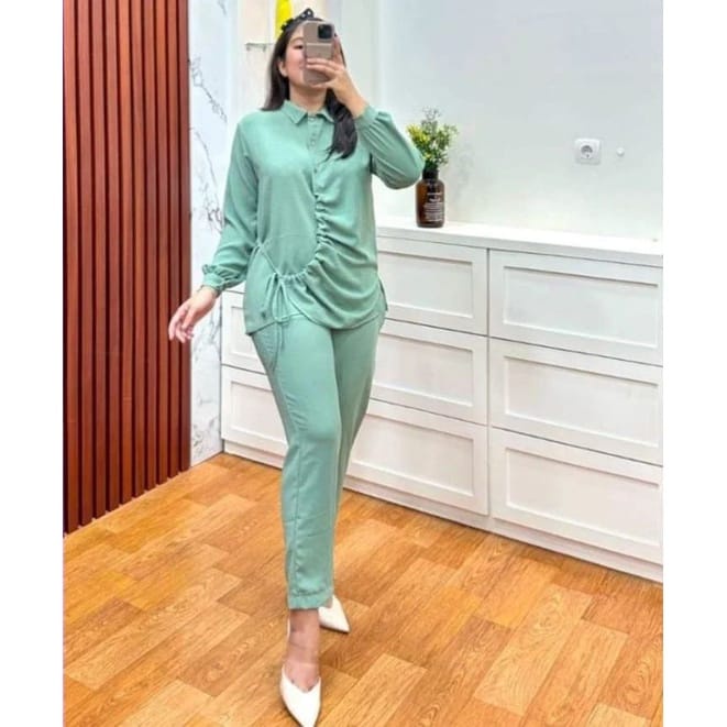 Laura One Set Wanita Crinkle AirFlow Setelan Terbaru Baju Wanita One Set Jumbo Setelan Wanita Kekinian Fashion Muslim