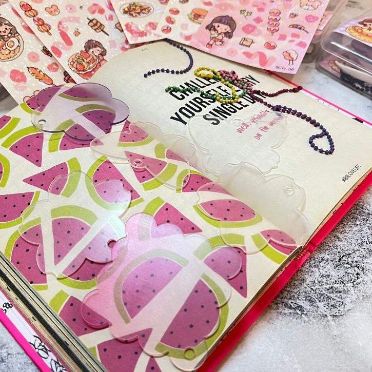 

Telah Hadir Paket Stiker Dan Pinset JBE SCW Stiker Momo Kartun Korea Girl Viral Kado Lucu 66D***