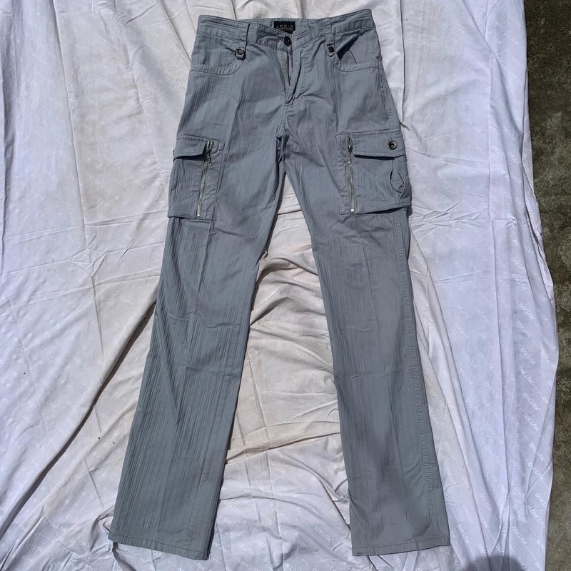 Louis Chavlon Cargos