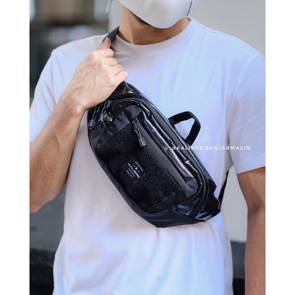 Tas Selempang Kalibre 921323 000 Black Waistbag Grand