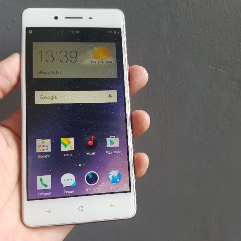 Oppo F1f 4G LTE RAM 3GB Internal 16GB Dual SIM SECOND