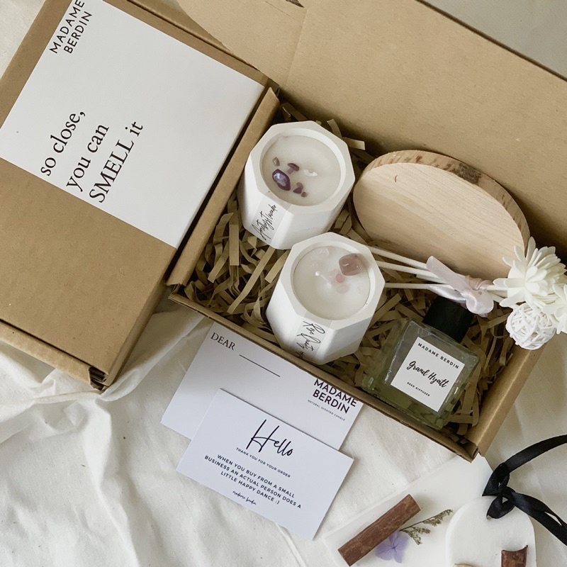 Hampers Lilin Aromaterapi Crystal Healing Stone | Hampers Ulang Tahun | Birthday Gift Kado Ulangtahun Wisuda | Hampers Wedding | Kado Ulangtahun Sahabat | Paket Lilin Aromaterapi | Hampers Bridesmaid | Souvenir Wedding
