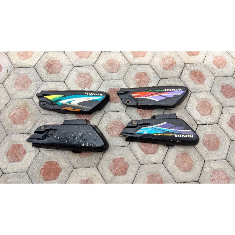 tutup aki cover box aki honda astrea grand ORIGINAL