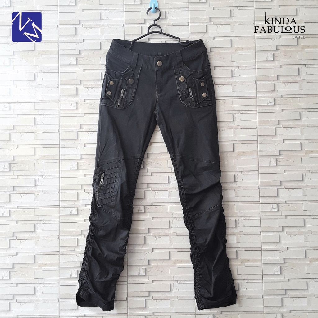 CELANA GRUNGY BLACK HIPSTER KOREAN BRAND JEANS