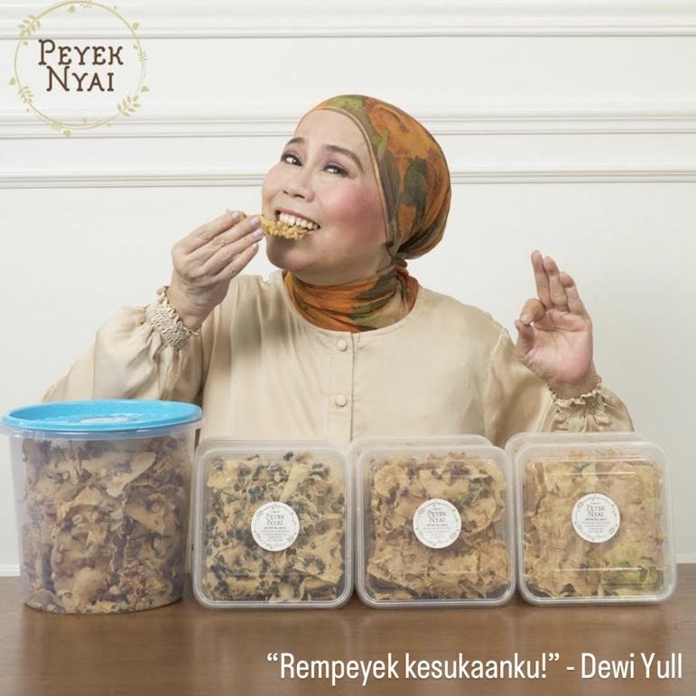 

Spesial 1.1 Peyek Nyai | Rempeyek Kacang Tanah (Large/Toples Kotak) .,,.,.,