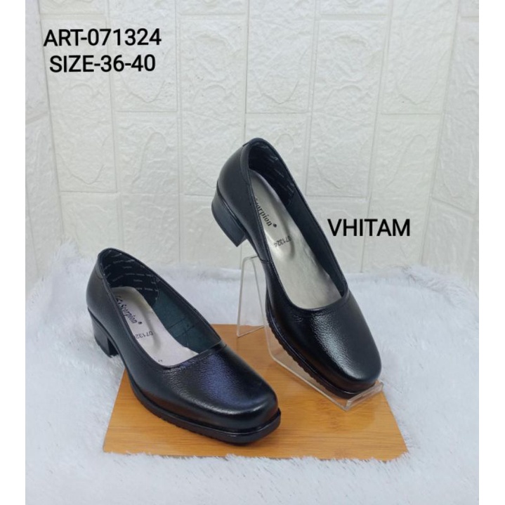 sepatu kulit wanita scorpion 071324