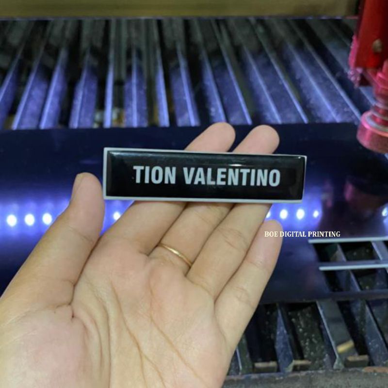 

NAME TAG RESIN/PAPAN NAMA DADA
