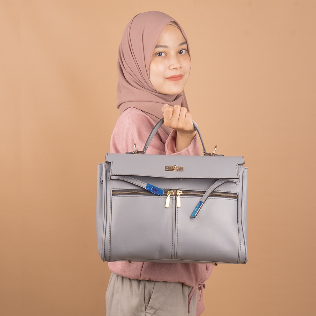 Nafia XL Tas Selempang Wanita Kulit Asli Lecari