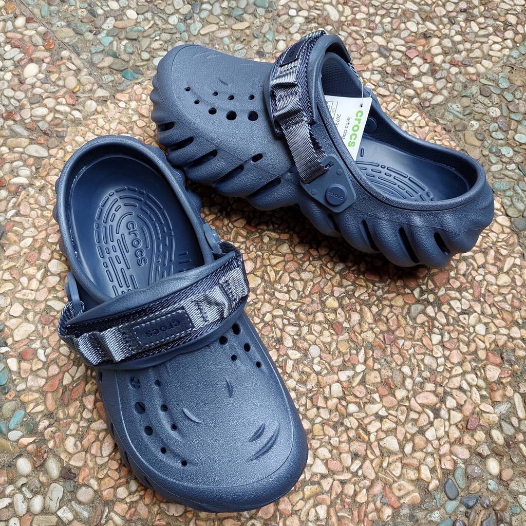 Crocs / Sepatu Sandal Crocs / Crocs ECHO CLOG / Crocs Pria / Crocs Original / Crocs Cowo  / Sandal Crocs / Crocs POLLEX / Sepatu Sandal Pria / Crocs Clog / Sandal Karet / Sepatu Sandal Karet / Sandal Pria / Sandal Crocs Pria