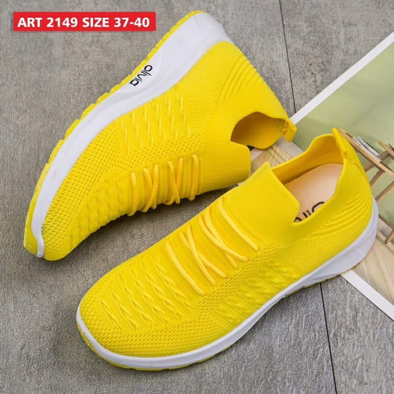 OLIVIA Sepatu Rajut Slip On Wanita Import