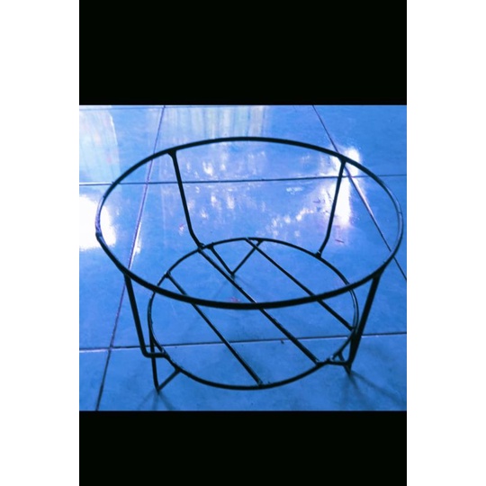 TATAKAN TABUNG GAS MELON BESI//DUDUKAN TABUNG GAS ELPIJI TIGA KILOGRAM//TEMPAT PENYIMPANAN TABUNG GA