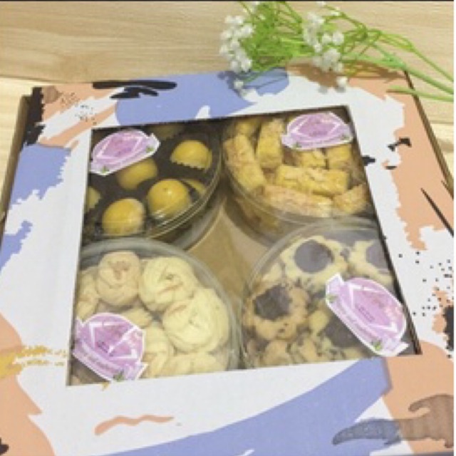 

Parcel Kue Kering Paket Hemat