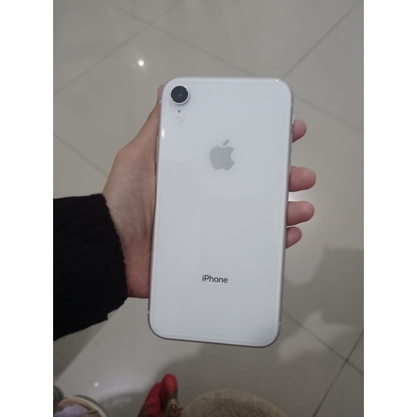 IPHONE XR 64gb INTER