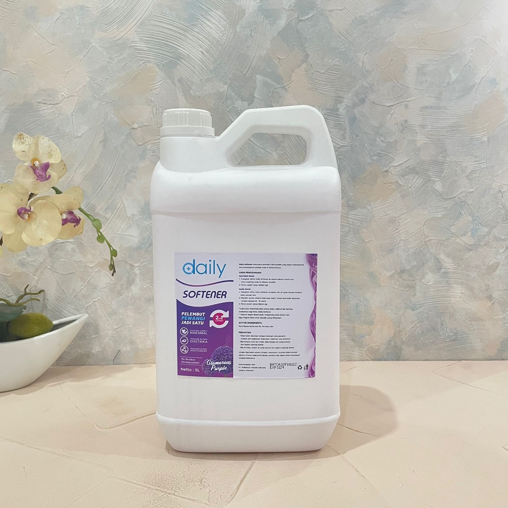 SOFTENER 2IN1 PEWANGI DAN PELEMBUT PAKAIAN 5 LITER  DAILY SOFTENER CHERRY BLOSSOM