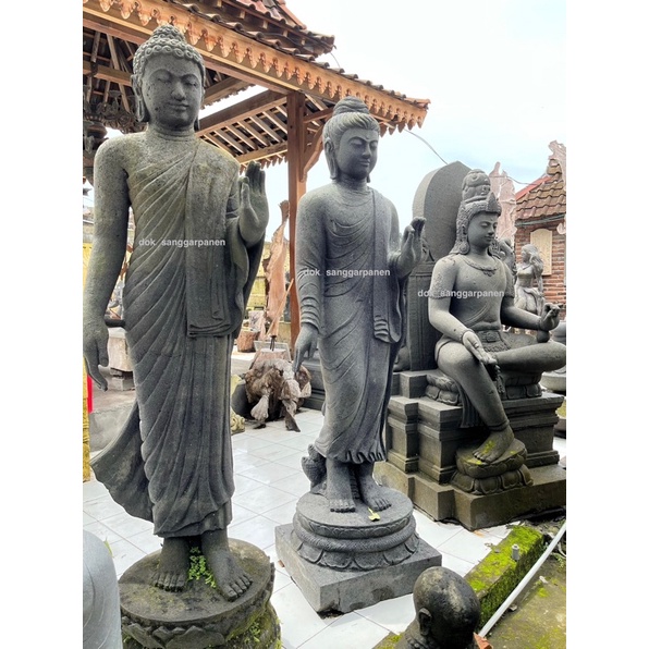 Patung Buddha berdiri tinggi 200 cm