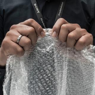 

H3T Plastik Bubble Wrap Packing 50M RUSFET DKM+ TEBAL Bubblewrap ROLL