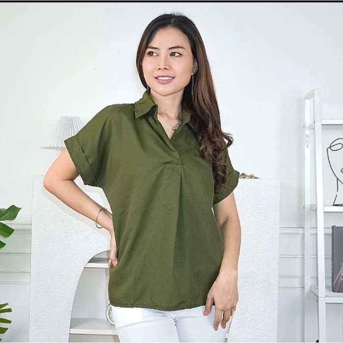 Terbaru Atasan Kemeja Wanita Lengan Pendek / Blouse Korea Polos Hitam Putih