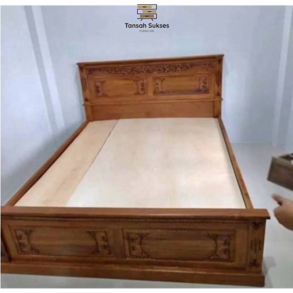 DIPAN TEMPAT TIDUR MINIMALIS UKIR MAJAPAHIT KAYU JATI - 180X200CM/NO.1. BELUM FINISHING BEST SELLER