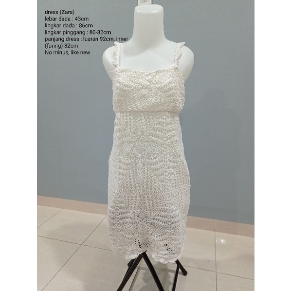 Zara white knit woman dress // terusan rajut wanita ZARA