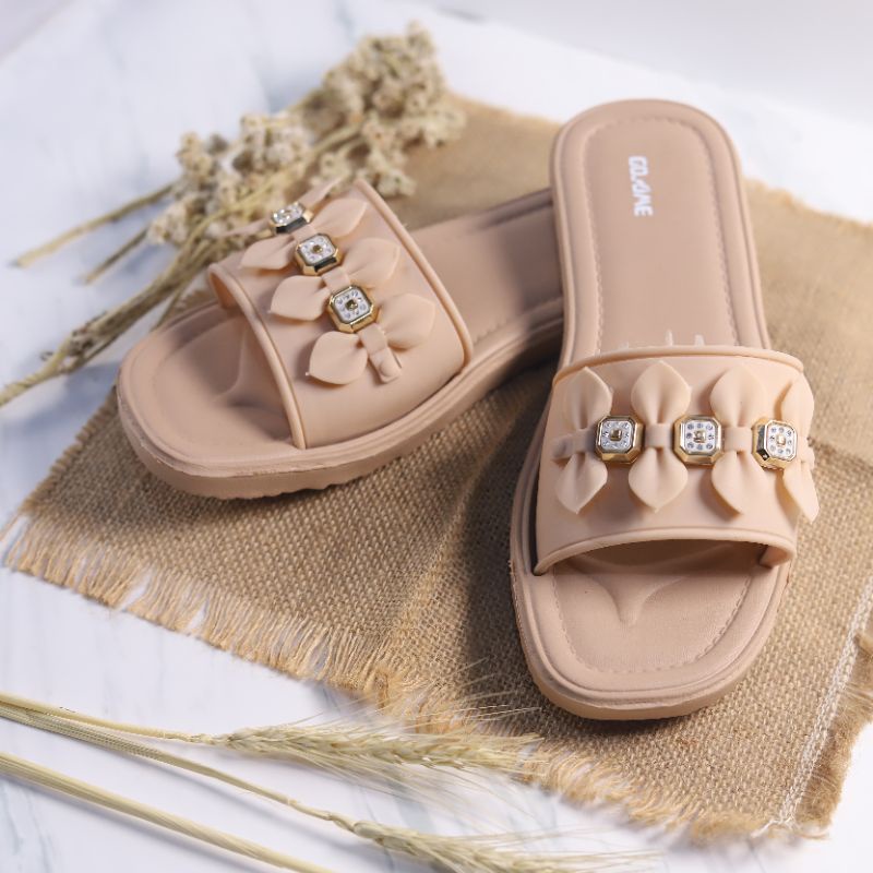 Gosome Meluncur dengan Sandal Selop Wanita Terbaru dan Motif Bunga yang Elegan Size 36-40