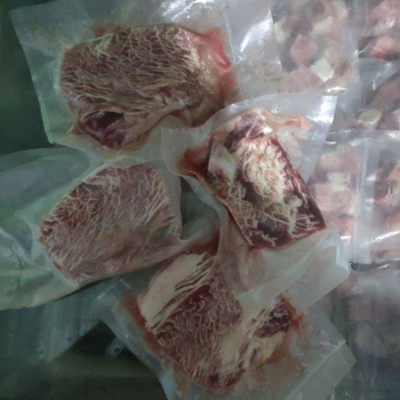

Daging Sapi Wagyu Tenderloin Meltique