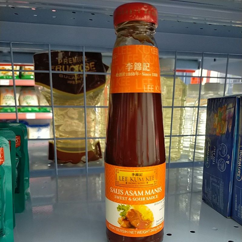 

Lee Kum Kee Saus Asam Manis 240 Gram
