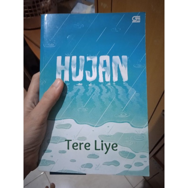 Preloved Novel Hujan Tere Liye