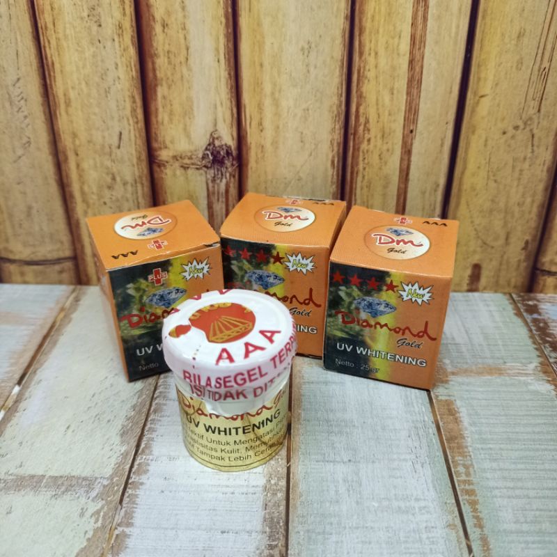 CREAM DIAMOND GOLD SEGEL / DIAMON GOLD UV WHITENING ORIGINAL ECER