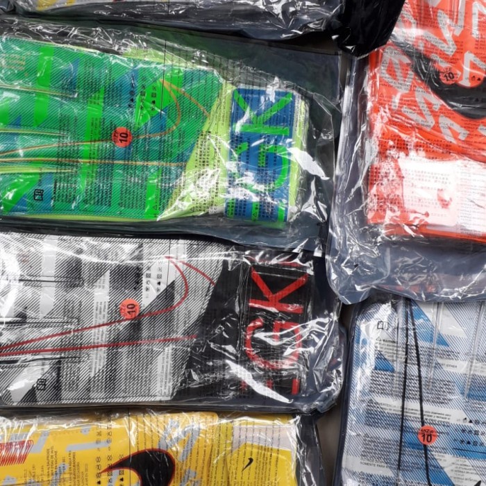 Sarung Tangan Bola Sarung Tangan Kiper Sarung Tangan Futsal