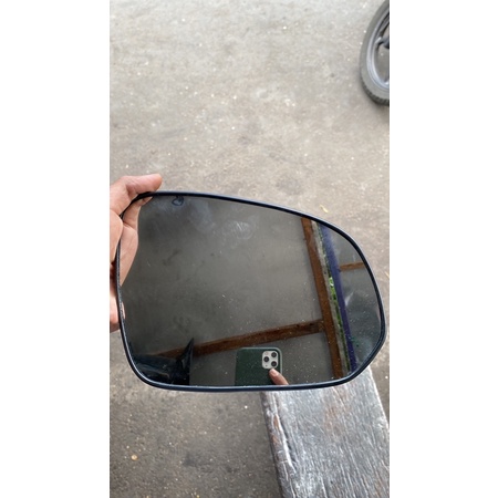 kaca spion inova reborn