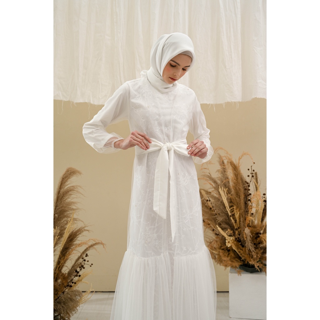 Gaura Hijab Robe-Flower Endurance Collection-KIMONO ROBE PENGANTIN / BRIDESMAID