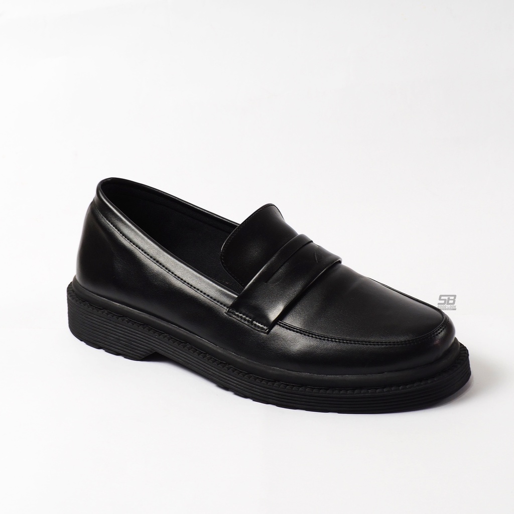 Sepatu Slip On Loafers Pria Formal | SB AIDEN BLACK