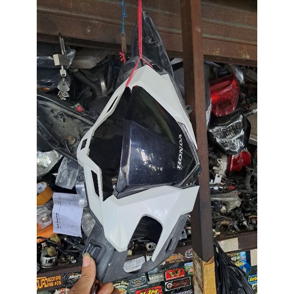 BATOK DEPAN VARIO 150 LED ORIGINAL