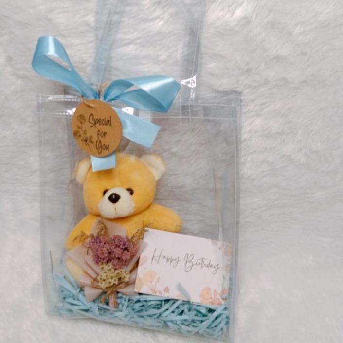 

Hampers Special Totebag Gift | Hampers Boneka | Kado Wisuda | Birthday Gift dll