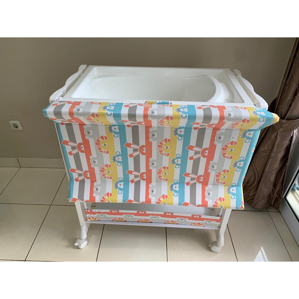 Cocolatte Changing Table / Baby Tafel / Bak Mandi (PRELOVED)