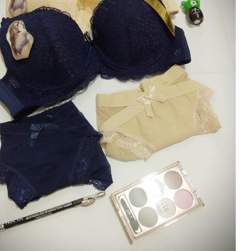 GRATIS ONGKIR✅Bra set dan Cd FifthSeason FS212 36B - 42B Bra Wanita dengan Kawat Pakaian Dalam Wanit