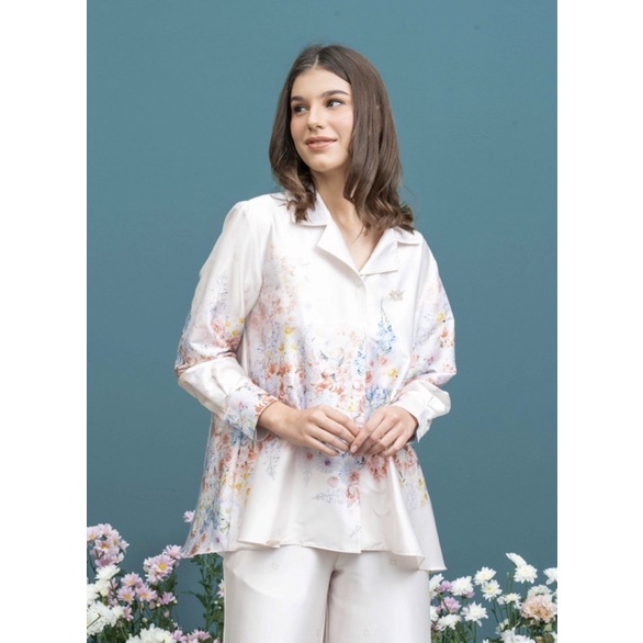 Heidi Blouse Parchment M by Wearing Klamby