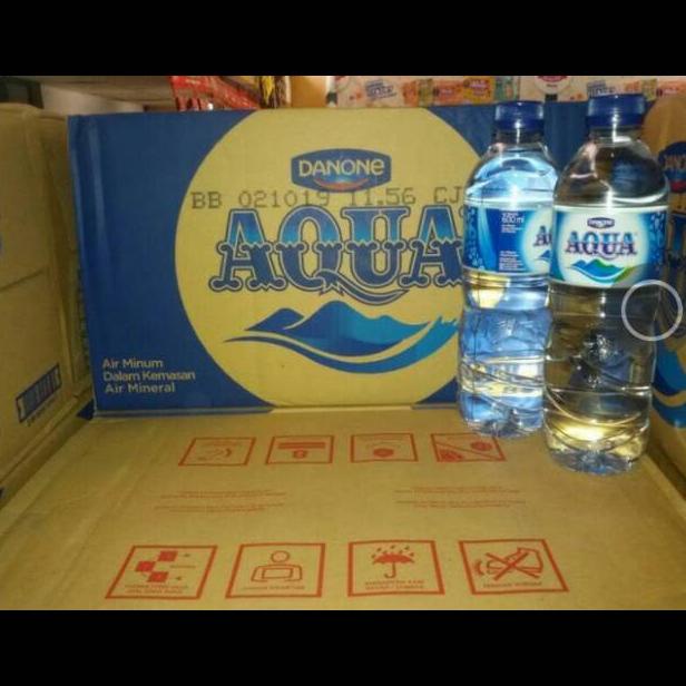 

[BAYAR DITEMPAT] AQUA BOTOL 600 ML khusus gojek