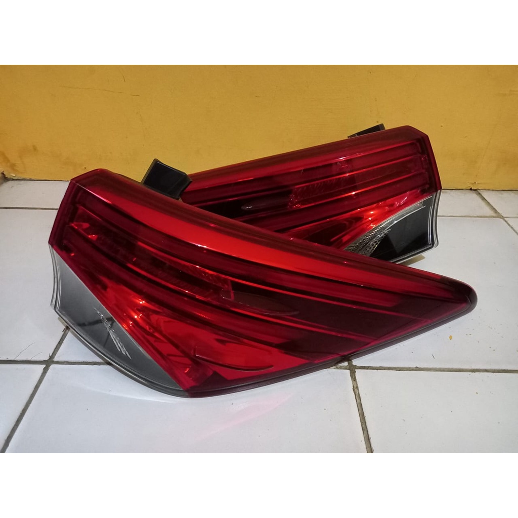 Stop Lamp Fortuner VRZ 2017 - 2919