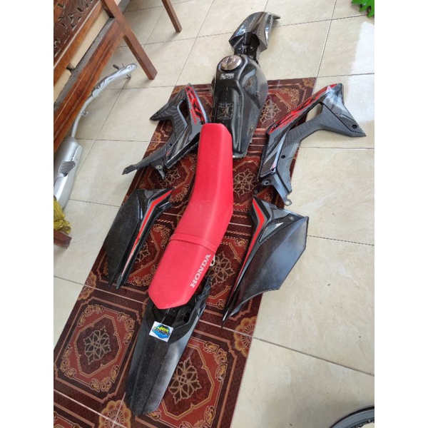 COVER BODY HONDA CRF 150L CRF 150 1SET  TENGKI JOK SAYAP SLEBOR ORI COPOTAN MOTOR NORMAL