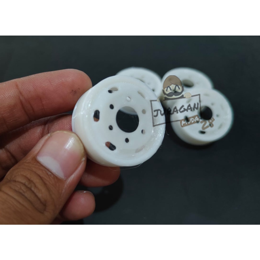 Velg Diameter 3,2 cm dan Tromol Miniatur Bus Truk